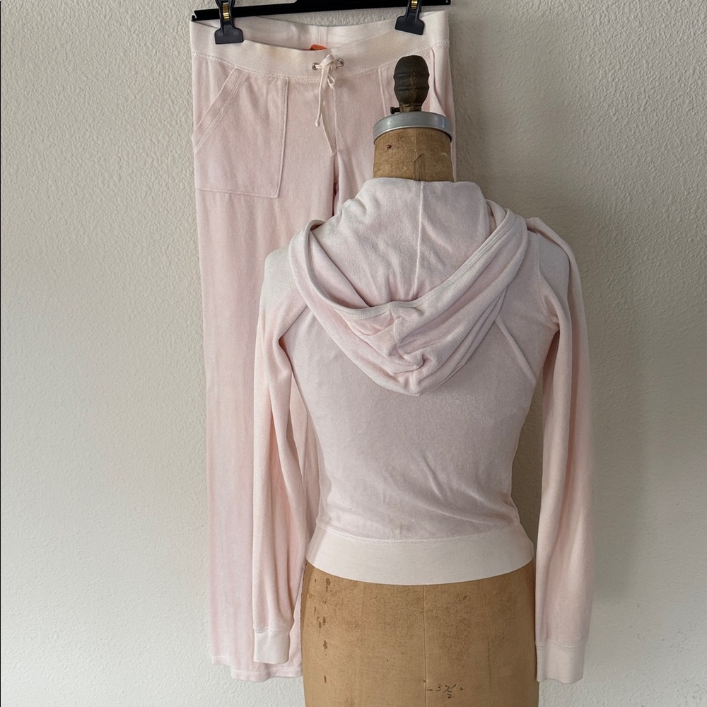 Juicy Couture Pink Hoodie and Pants Set - Picture 5 of 5